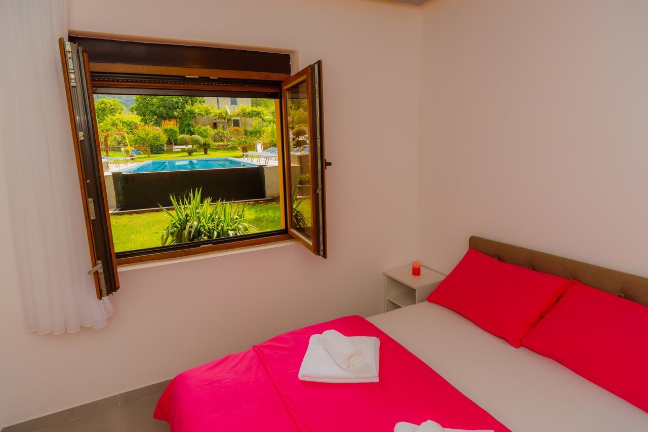 Apartmani Novakovic Kotor Bagian luar foto
