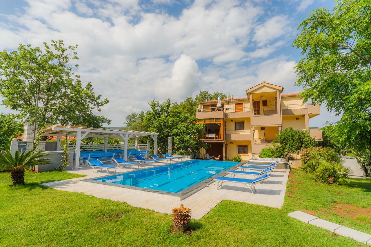 Apartmani Novakovic Kotor Bagian luar foto